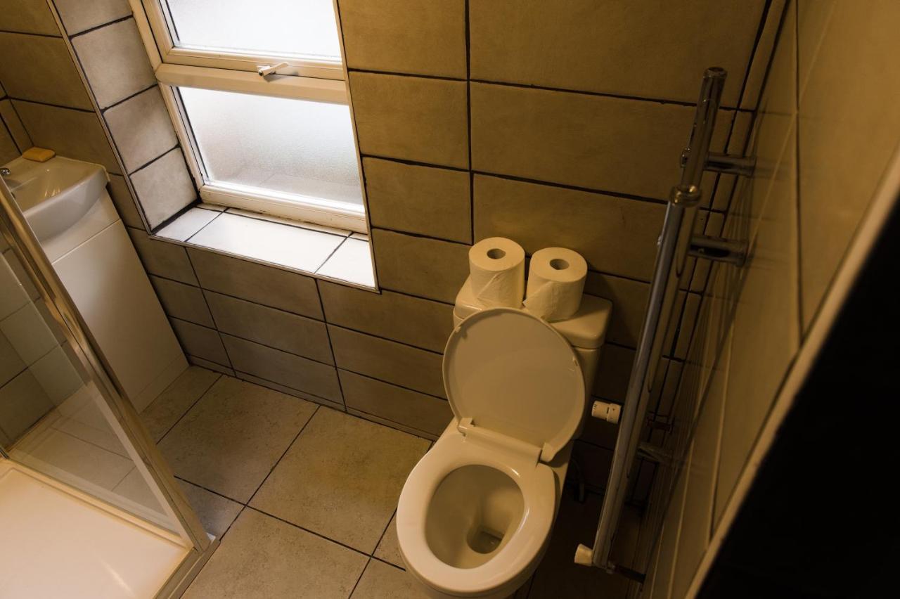 Homestay Modern Double Ensuite Close To Centre And Lfc *